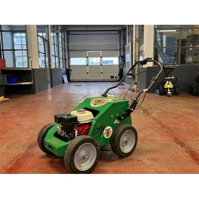LOCATION Aérateur de sol pour gazon - Billy Goat Carotteuse PL1801H-46 cm / 4 Cv Honda GX120 / 109 kg LOCATION Aérateur de sol pour gazon - Billy Goat Carotteuse PL1801H-46 cm / 4 Cv Honda GX120 / 109 kg