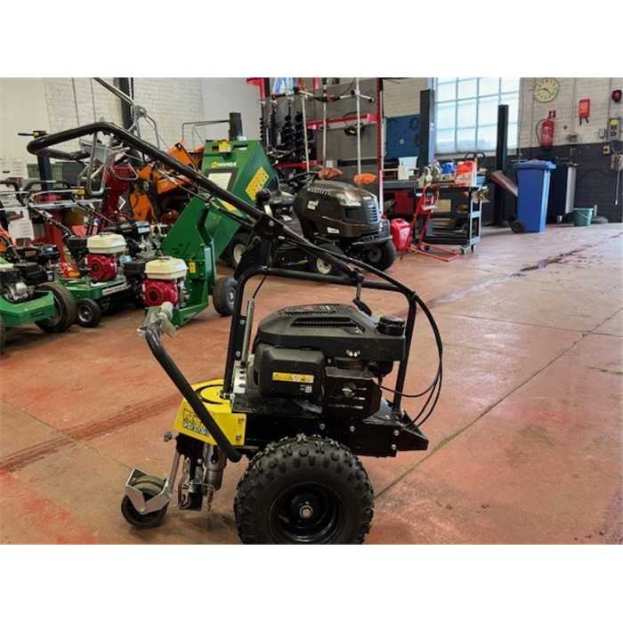 LOCATION-Enfouisseur de câble LOCATION-Enfouisseur de câble