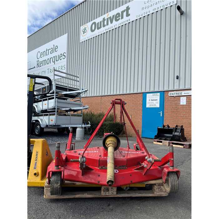 Occasion - tondeuse trainée ROTOMEC pour tracteur horticole - Occasion - tondeuse trainée ROTOMEC pour tracteur horticole -